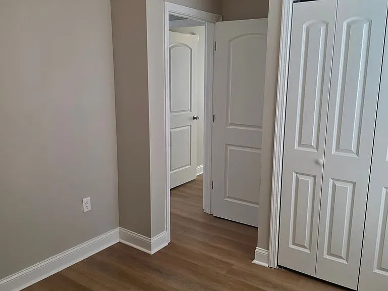 317 Gause St — Photo 17