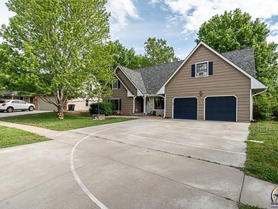 2418 SW Pepperwood Cir, Topeka, KS, 66614