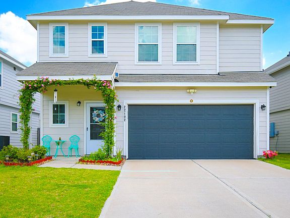 3rd image of 22102 Great Royal Ln