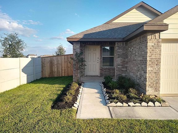 2nd image of 26703 Wilderye Cove Ln