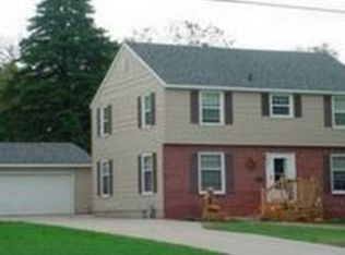 415 7th Ave NE, Waseca, MN 56093