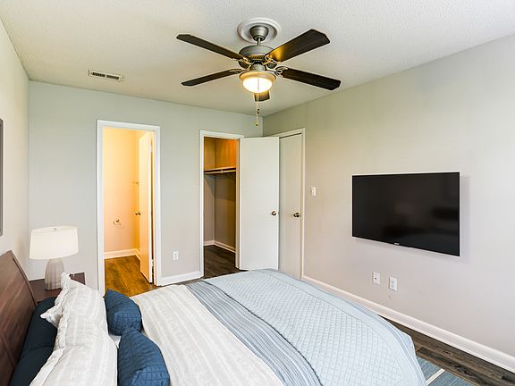 5th image of 3207 Stones Throw Ln #3204-01