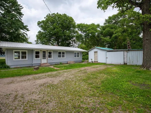 8147 15th Rd, Argos, IN 46501