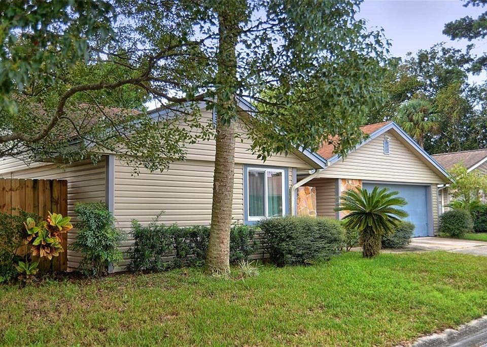 1st image of 708 Woodlawn Dr