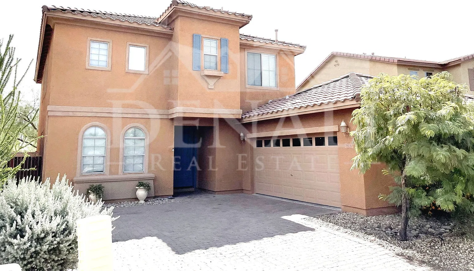 4 bed, 2.5 bath, 2211 sqft, $2,595 — Photo 1