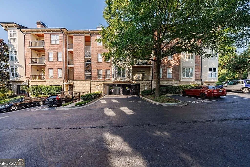 2 bed, 2.0 bath, 1404 sqft, $3,400 — Photo 4