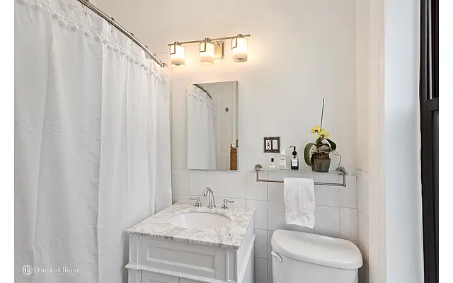Sold by Douglas Elliman | media 5