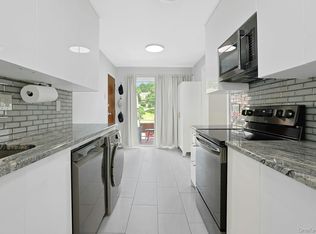 6 Crescent Dr APT 23, Thiells, NY 10984