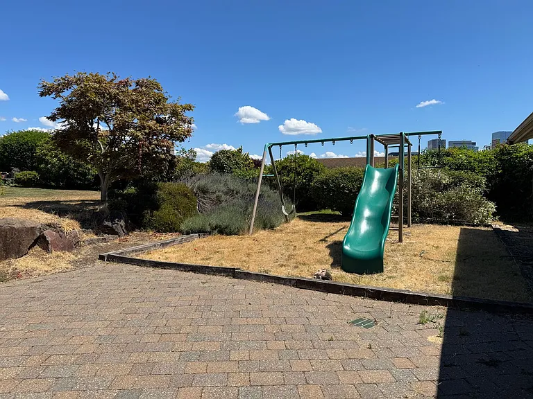 9600 Hilltop Rd — Photo 22