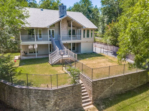 7710 Ravenswood Rd, Granbury, TX 76049