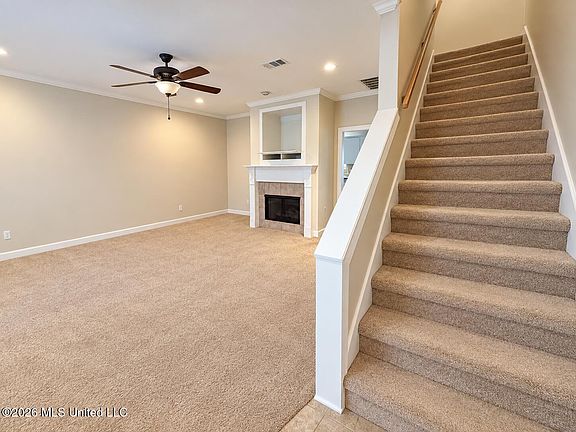 4th image of 6 Foxcroft Ct