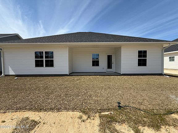 4th image of 1021 Wood Creek Road NE
