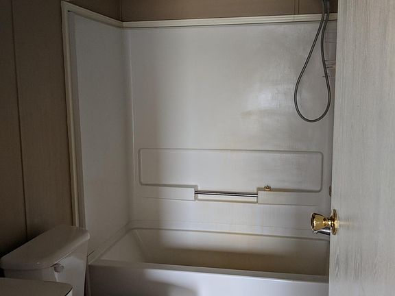 3rd image of 3914 Sparky Ln #3914