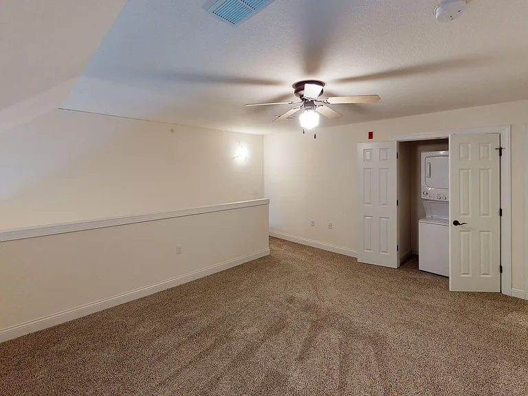 Delafield Woods Apartments — Photo 51