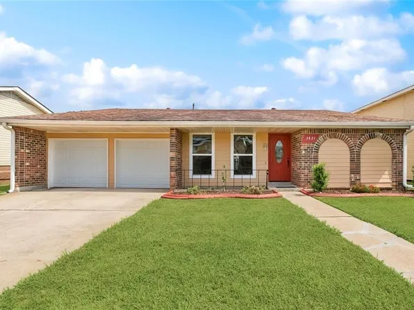 3821 Chriswood Ln, Harvey, LA 70058