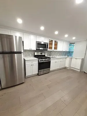 Rented by Citi Nest Group LLC | media 12