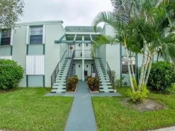 7396 NW 18th St APT 104, Margate, FL 33063