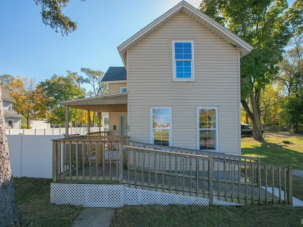 805 W Indiana Ave, Elkhart, IN 46516