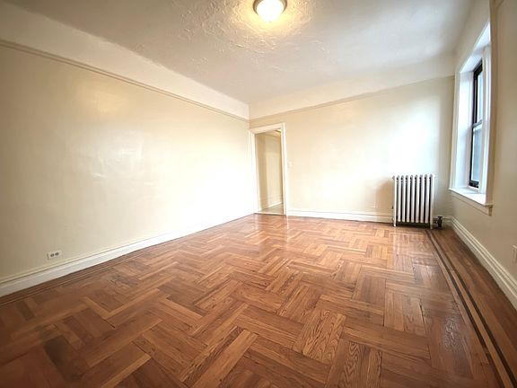 2nd image of 114 W 238th St APT 4J