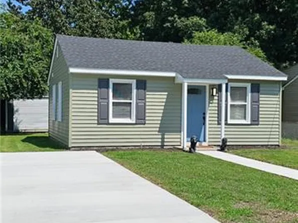 512 Smiley Rd, Hampton, VA 23663