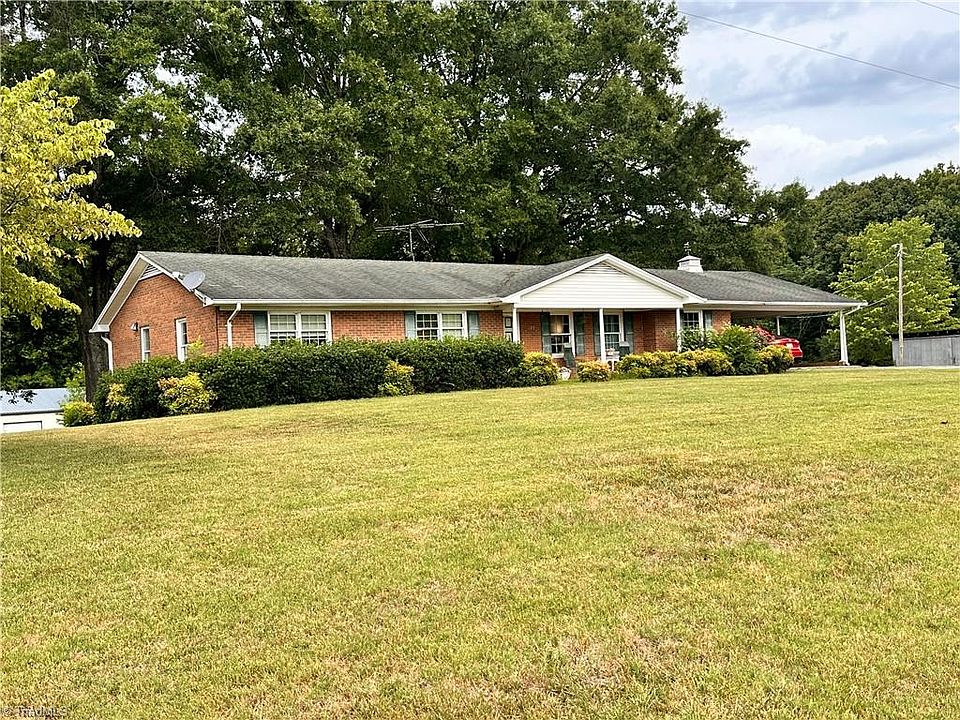 1st image of 129 Woodvale Dr