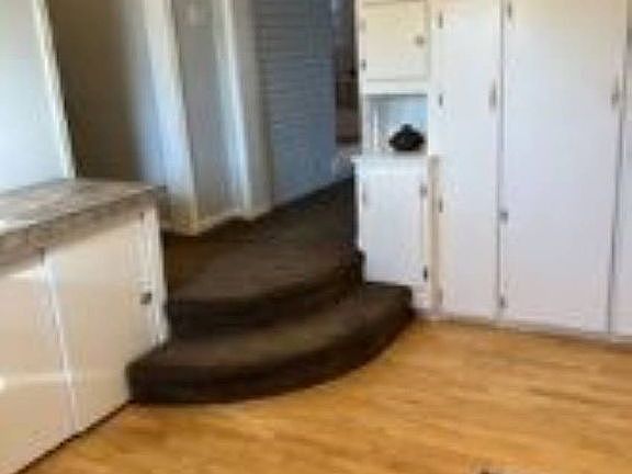 5th image of 2247 Gorno St
