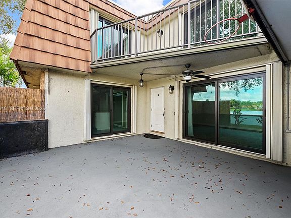 5th image of 11875 SW 12th Pl