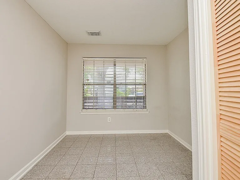 13410 Cricklewood Creek Ln — Photo 14