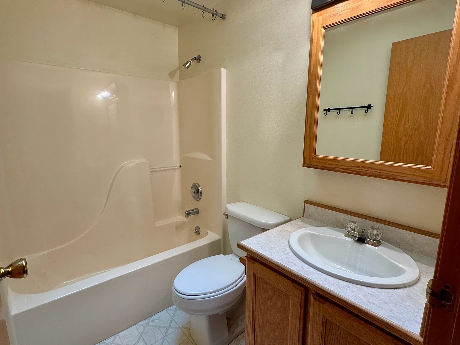 3 bed, $2,650 — Photo 4