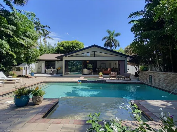 1031 Diana AVE, NAPLES, FL 34103