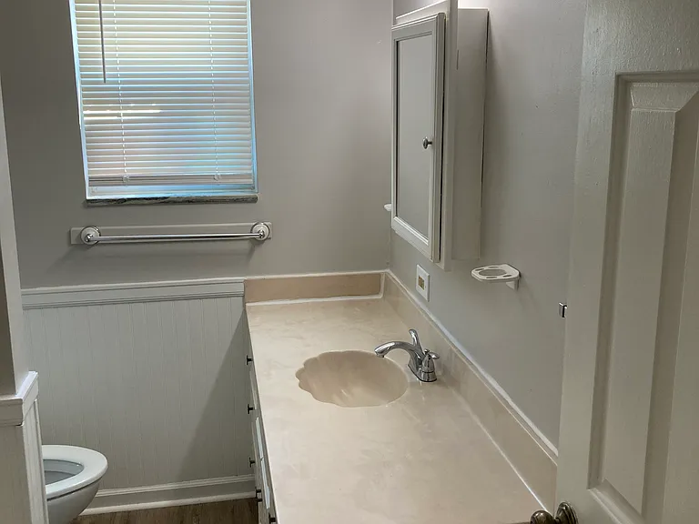 1501 Cowling Ave #3 — Photo 17