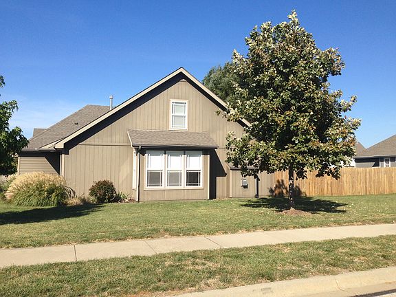 Southside breakfast room