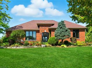 10 Featherstone Ave, Haldimand County, ON N0A 1P0