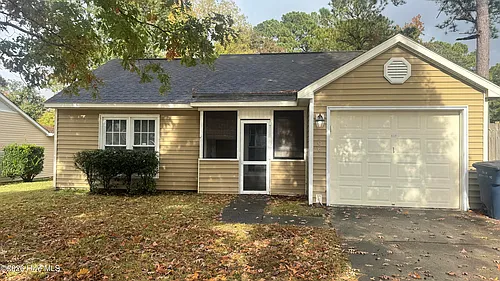 206 Wedgewood Dr Photo 1