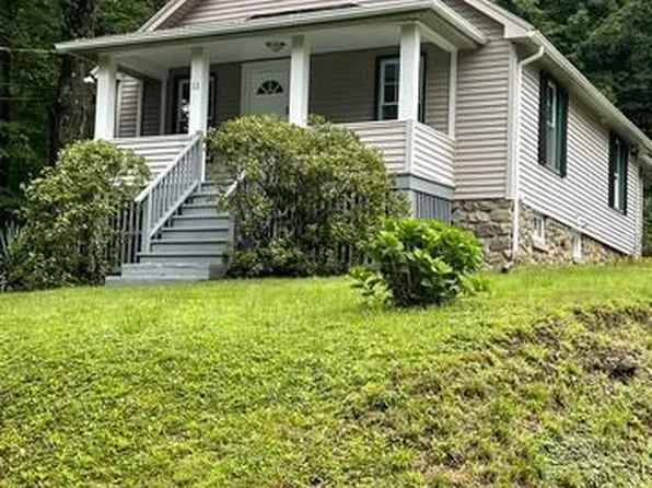 11 Maplewood Street, Waterbury, CT 06708