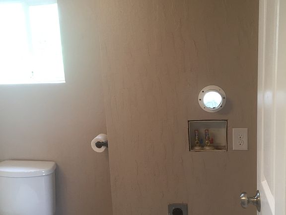 Washer & dryer hookup