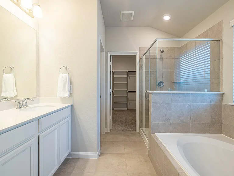 17705 Hanson Ridge Dr — Photo 20