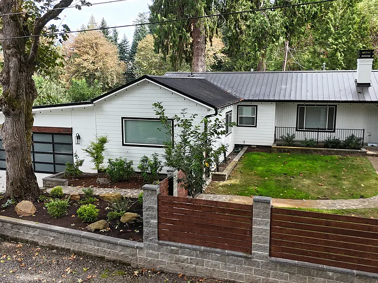 3641 SW Halcyon Rd — Photo 8