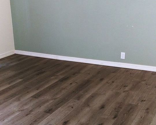 3rd image of 107 E Downey Ave #107