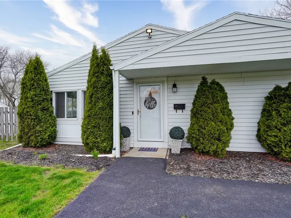 101 Norwich Dr, Rochester, NY 14624