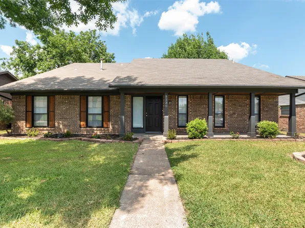 5230 Barcelona Dr, Garland, TX 75043