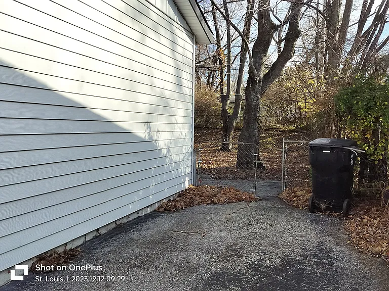 10504 Baron Dr — Photo 15