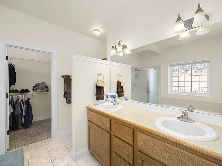 3226 Coneflower Ct — Photo 13