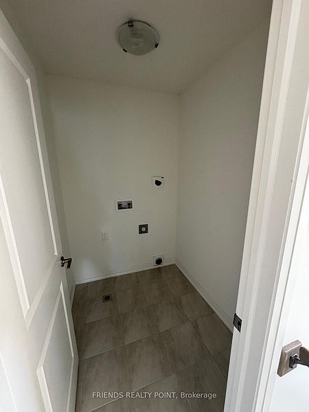 Pelham Townhouse for rent - 3 Bedrooms — photo 19
