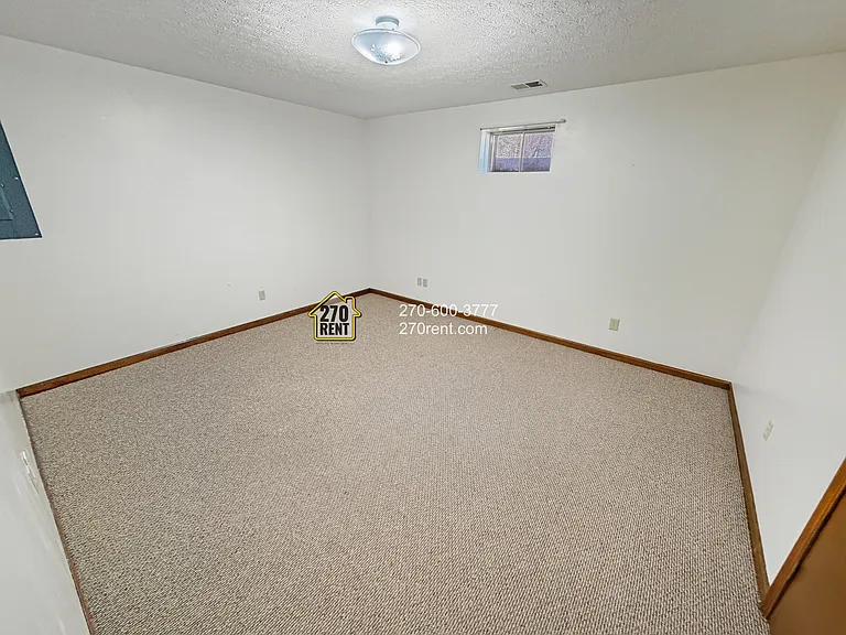 2390 Brandenburg Rd — Photo 13