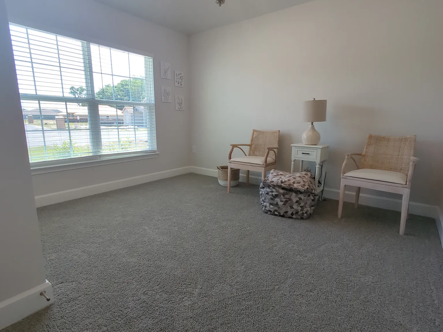 3 bed, 1820 sqft, $3,500 — Photo 3
