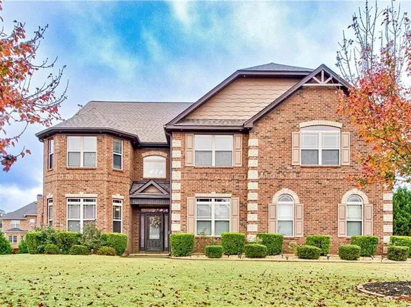 609 Eskimo Ct, Hampton, GA 30228