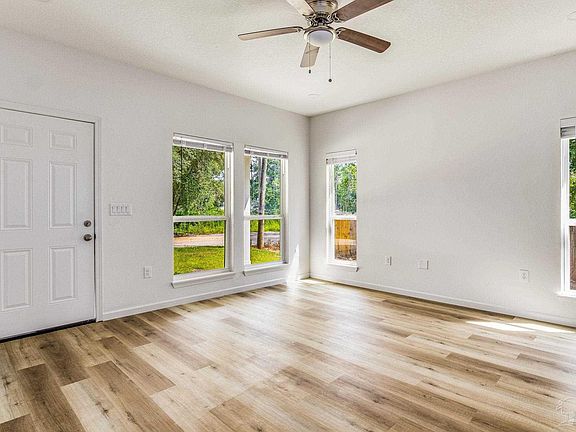 3rd image of 7821 Stallworth Ln