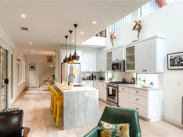 2804 E 22nd St Unit B, Austin, TX 78722