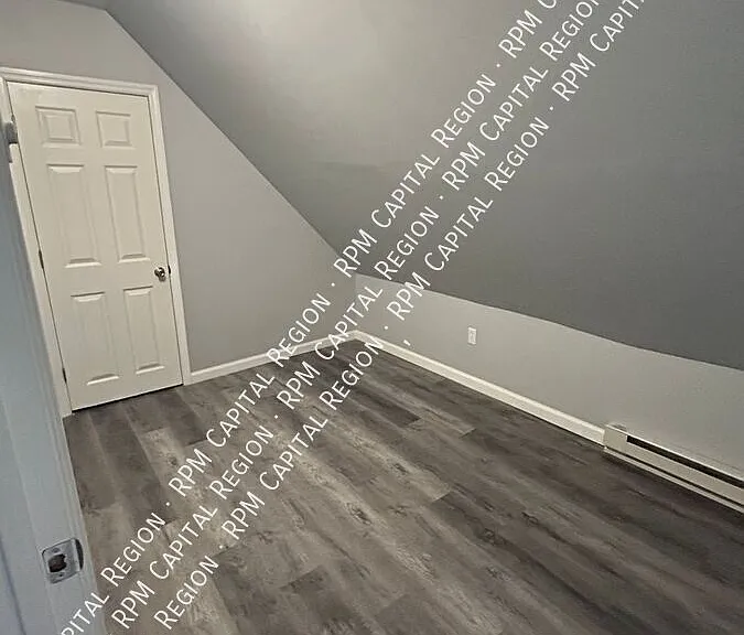852 Union St #G — Photo 11